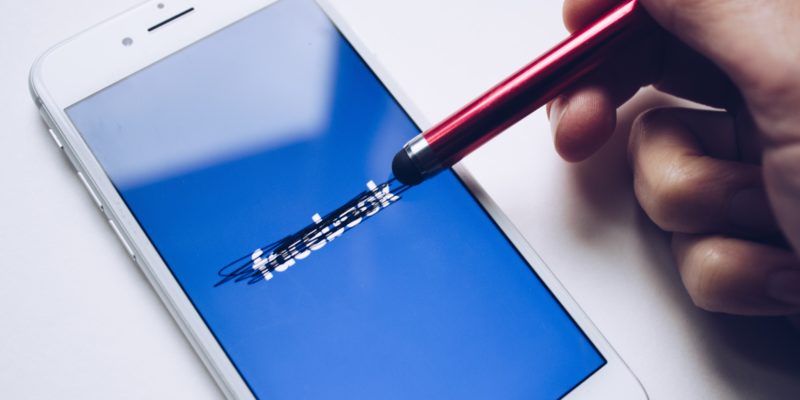 facebook naam schrappen op smartphone